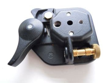 MANFROTTO MN 020PL 1/4 QR PLATE ADAPTER