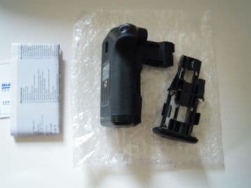 MEIKE MULTI POWER BATTERY PACK FOR CANON 550D