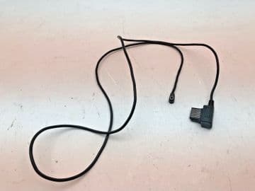 Metz 45 CL 1m straight uses sync lead