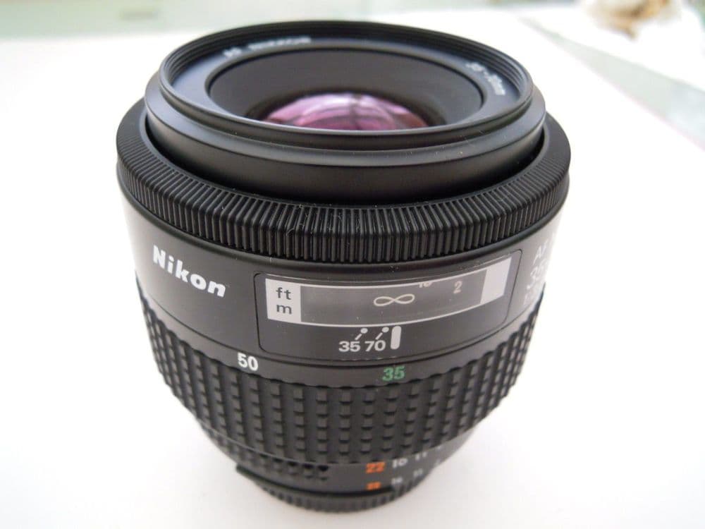 Nikon AF Nikkor 35-70mm 1:3.3-4.5 35-70mm 3.3-4.5