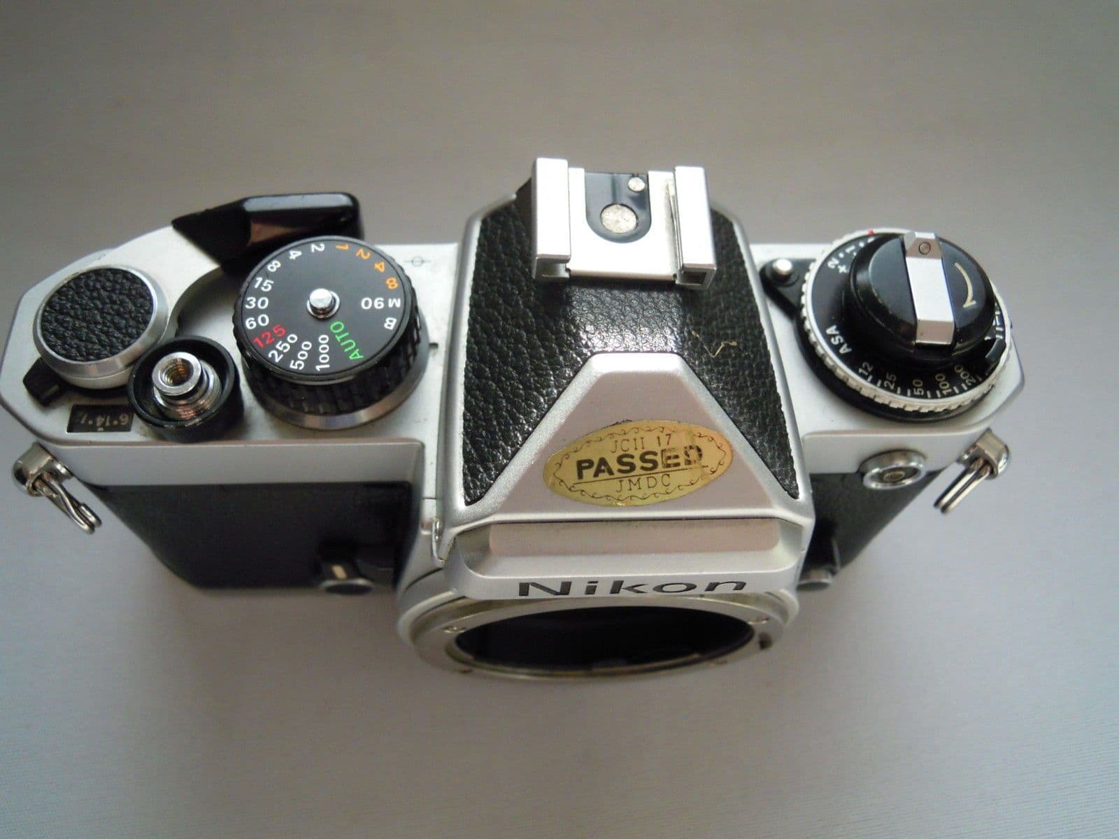 Nikon F-601QUARTZ DATE/PHOTO