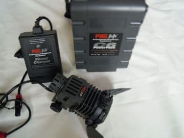 PAGLIGHT C6 VIDEO LIGHT, BATTERY AND CHARGER