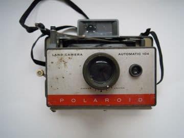 Polaroid Automatic 104 Land Camera