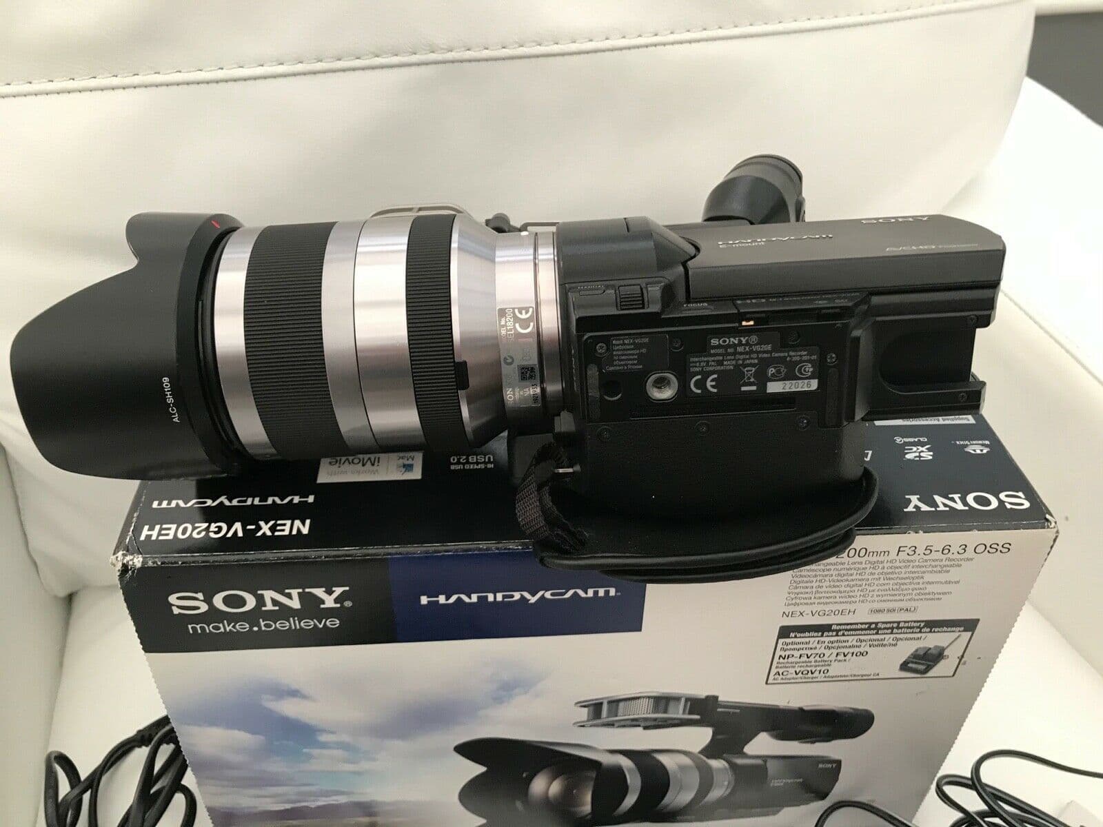 Sony NEX-VG20 Camcorder Kit w/ Sony 18-200mm OSS lens INSTRUCTIONS
