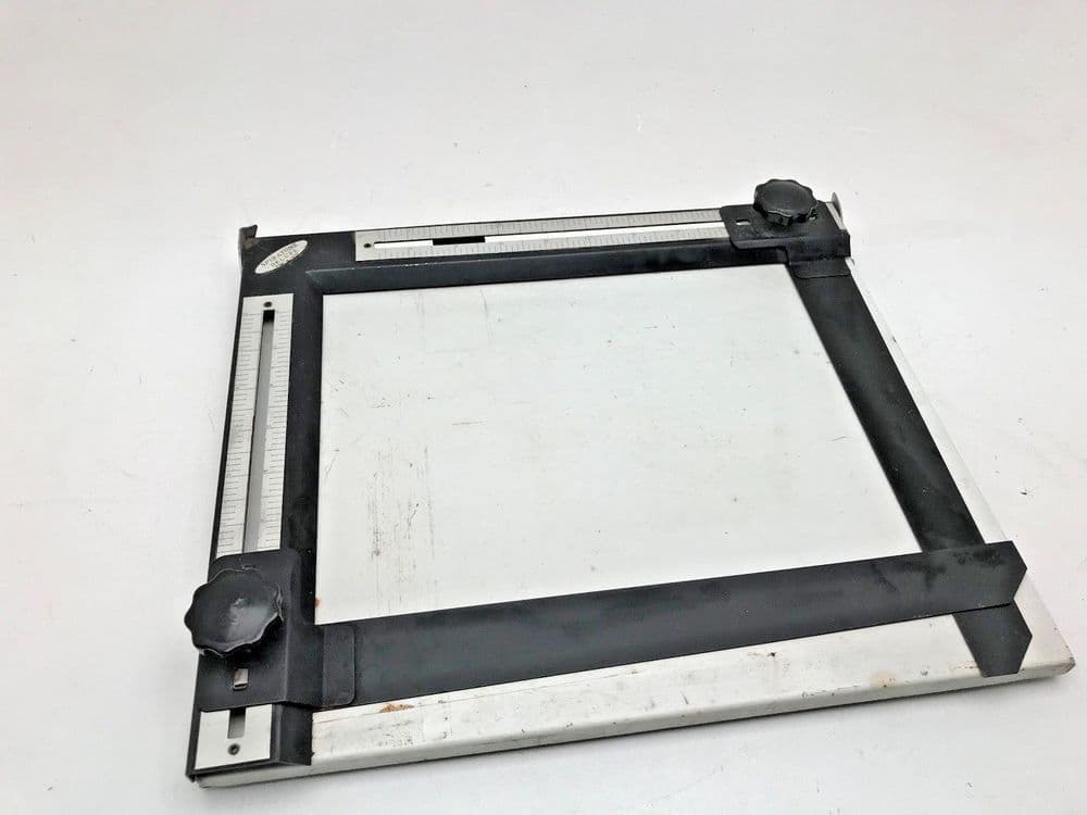 Leitz 30X40cm Vergrößerungsrahmen Enlarging Easel 19273 Leitz 30X40cm Vergrößerungsrahmen Enlarging Easel 19273