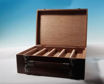 Wooden slide case for indvidual mounted slides