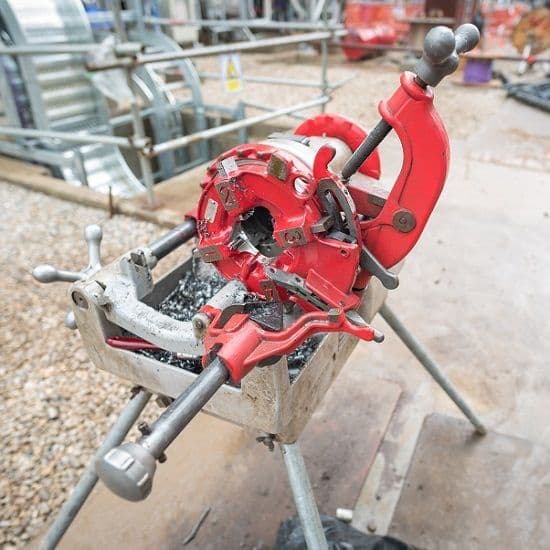 Electric Threading Machines For Hire