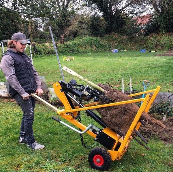 Hydraulic Fence Post Puller For Hire