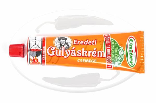 Univer gulyáskrém csemege 160g