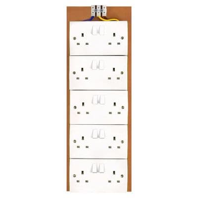 10 Way PLug  Switched Socket Extension Board