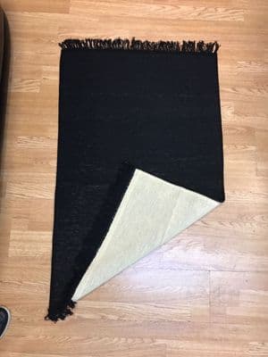 Plain Black Prayer mat  ( 100% wool ) Ideal gift ( Islamic Prayer )