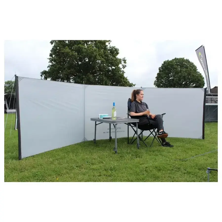 Outdoor Revolution Breeze-Lite 3 Windbreak