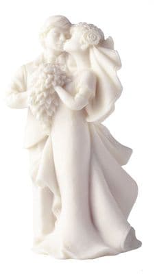 Ivory Resin Bride & Groom: Just Married with Flowers CT201