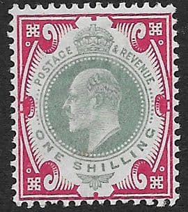 SG257 1/- Dull Green & Carmine DLR Ordinary Paper MOUNTED MINT (Edward VII Stamps)