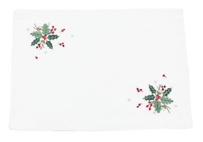 HOLLY OAK Embroidered Placemat 13