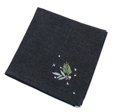 JUNIPER Embroidered Napkin 18 