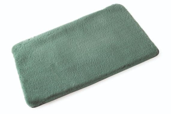 Blue Canyon Faux Fur Bath Mat - Luxurious Comfort