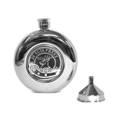 Outlander Inspired Clan Fraser Stainless Steel Whisky Flask – Scottish Gift with “Je Suis Prest” Crest