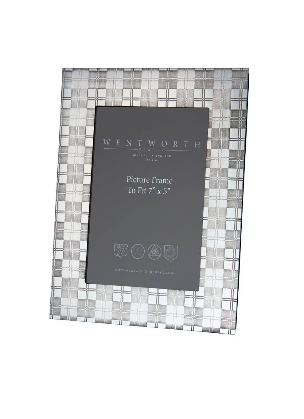 Tartan Pewter Large Picture Frame – in Scotland