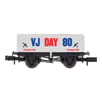 2F-071-104 7 Plank Wagon VJ Day 80th Anniversary Airforce