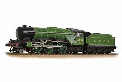 35-200 LNER V2 4791 LNER Lined Green was £195.50