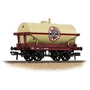 37-687  14T Tank Wagon 'Trent Oil Products' Buff