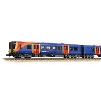 Invicta Train 371-725 Class 450 4-Car EMU 450073 South West Trains