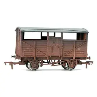 4F-020-006 Cattle wagon weathered