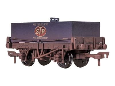 4F-032-028 Rectangular Tank STP Oil - Weathered