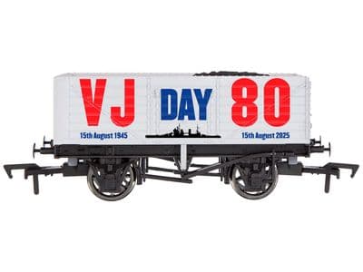 4F-071-187 7 Plank Wagon VJ Day 80th Anniversary Navy Weathered