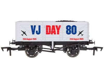4F-071-188 VJ Day Anniversary Army 7pk
