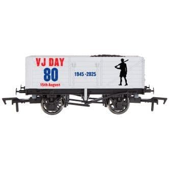 4F-071-189 7 Plank Wagon VJ Day 80th Anniversary Airforce Weathererd