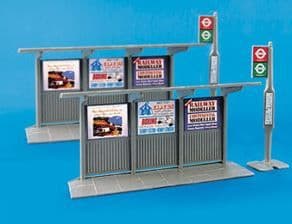 5007 Bus Stop & shelter