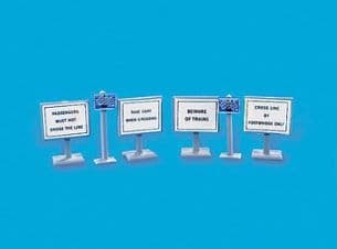 5093 Trespass & Board Signs