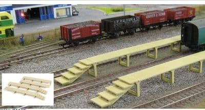 GM407 Fordhampton Carriage Platforms