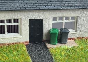 GMKD85 Wheelie Bins 4pcs (Pre-Built)