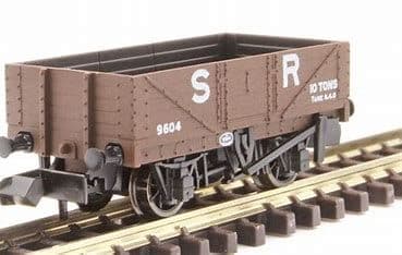 NR5002S 9ft 5 plank open wagon, SR, brown