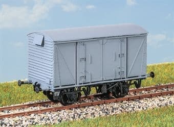 PC76 12-ton BR VEA 'Vanwide' van