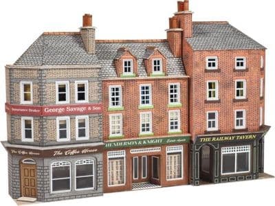 PN972 Low Relief Pub & Shops