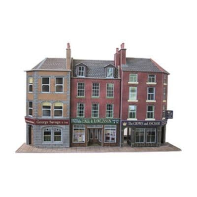 PO205 Low Relief Pub & Shops OO/HO