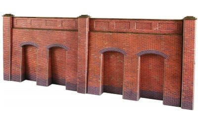 PO244 00/H0 Scale Retaining Wall in Red Brick