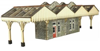 PO322 Island Platform Building