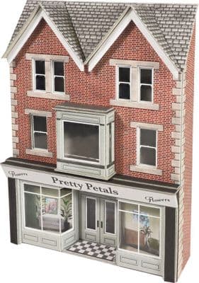 PO374 High Street Low Relief Shop Front