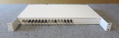 16 Port 19" 1U Rack Mount Fibre Optic White Patch Panel ST Multimode Adapters