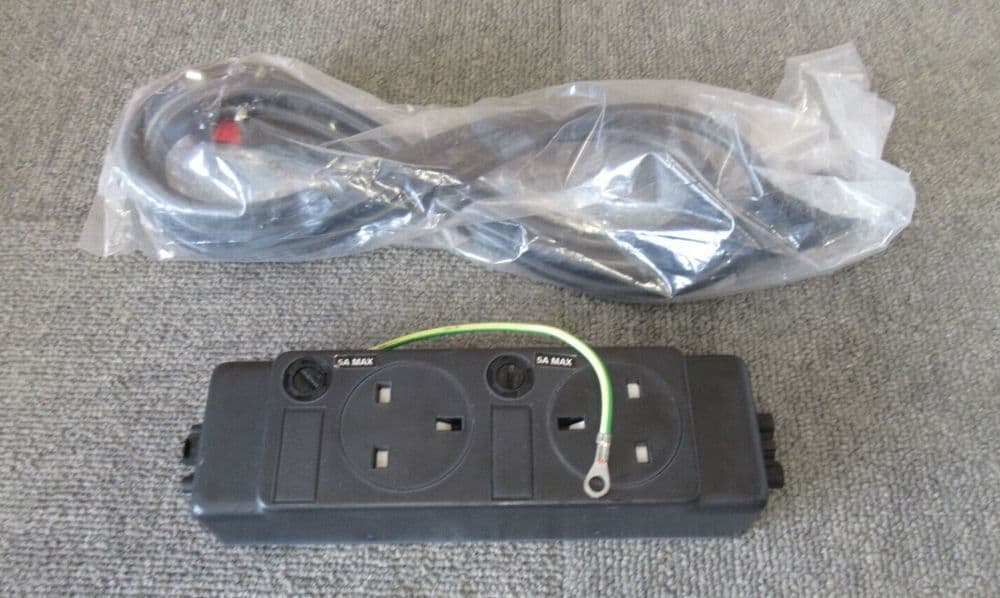 2 Way UK Outlets Under Desk PDU Power Module And Power Cable 230V 13A