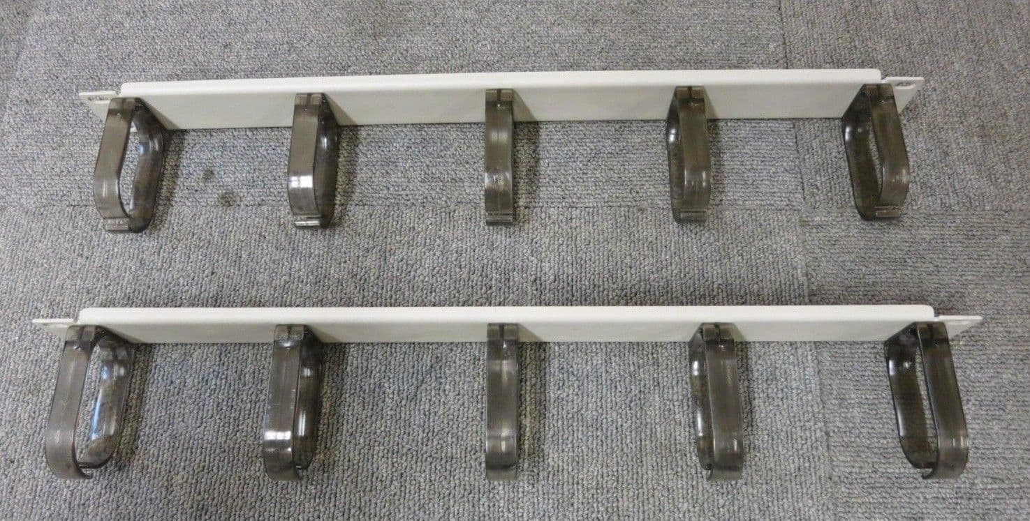 2 x Cable Tidy Bar Vertical Black 5 Ring / Hoops 19" 1U Data Rack