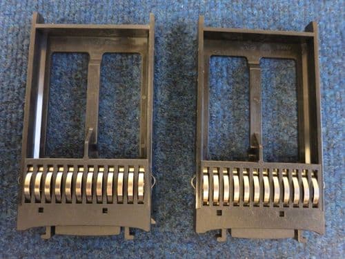 2 x HP 376384-001 Bayer Bayblend Fr2000 C6200 Blank Filler 2.5" Hard Drive Caddy