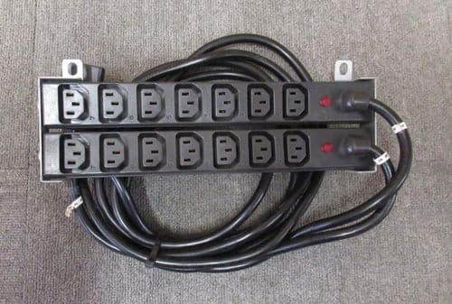 2 x HP HSTNR-PS03 411273-002 417585-001 7 Outlets C13 Modular PDU Extension Bar