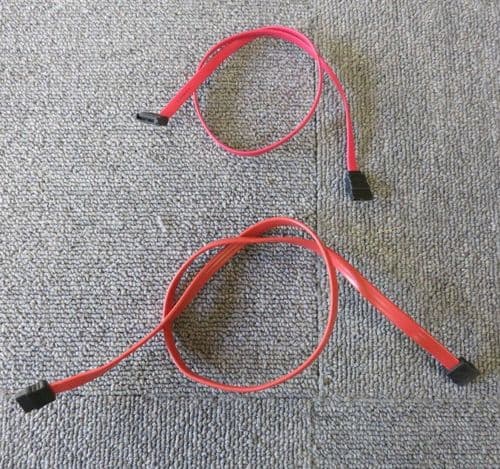 2 x Spectra Strip CBL-0044LL Serial ATA Sata Cable Red Lead Free 26AWG 30V