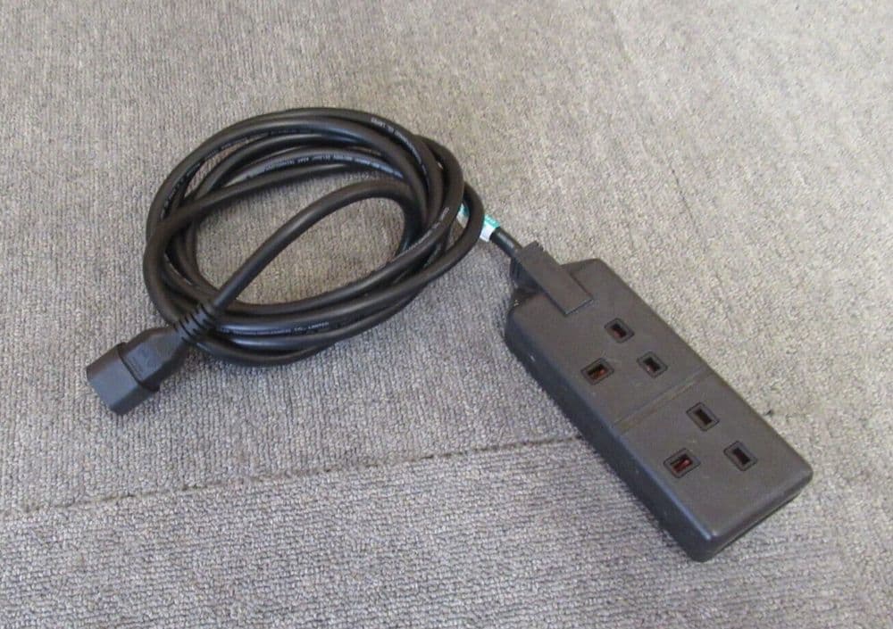 2 5M Black Extension Mains Cable IEC C14 Male To 2 Gang UK Socket